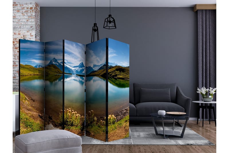 Romdeler Lake with Mountain Reflection, Switzerl - Artgeist sp. z o. o. - Innredning - Romdelere - Bretteskjerm
