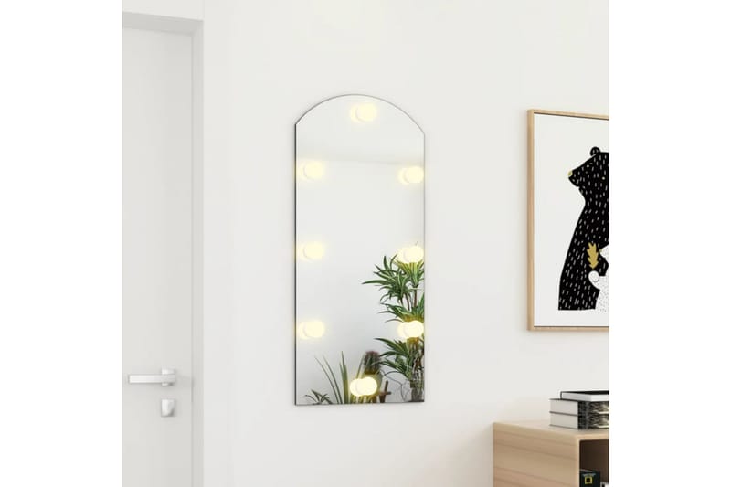 Speil med LED-lys 90x45 cm glass oval - Silver - Innredning - Speil - Veggspeil
