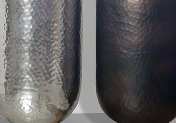 Corara Vase 46 cm Sett med 2 - Sølvfarget og svart bronse - Innredning - Vaser - Sylindervase