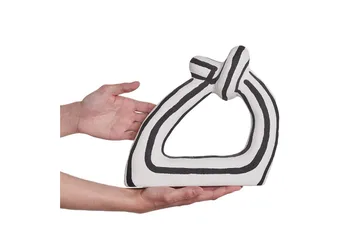 Prydnadsfigur Beliani Zander Black||White - Innredning - Dekorasjon - Pyntegjenstand - Dekorasjonsfigur