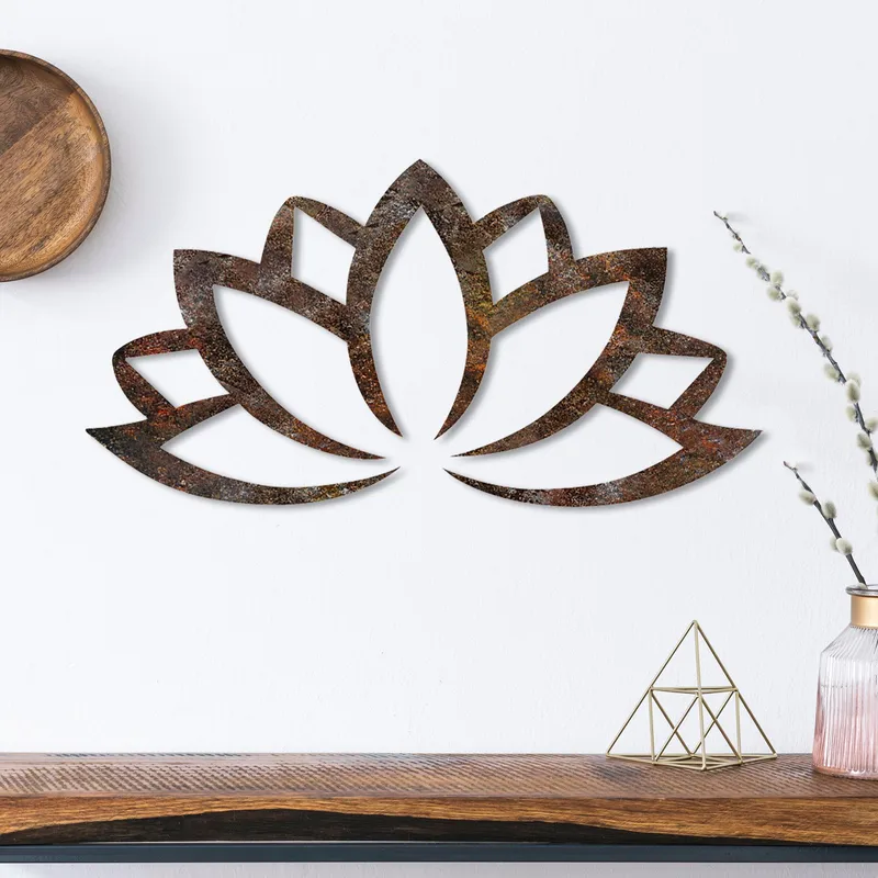 Dekorativt veggtilbehør i metall Wallxpert Rusty Lotus (35 x 60 cm) - Brun - Innredning - Veggdekorasjon - Wallstickers