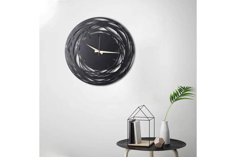 Dekorativ Metallveggklokke - Svart - Innredning - Veggdekorasjon - Veggklokke