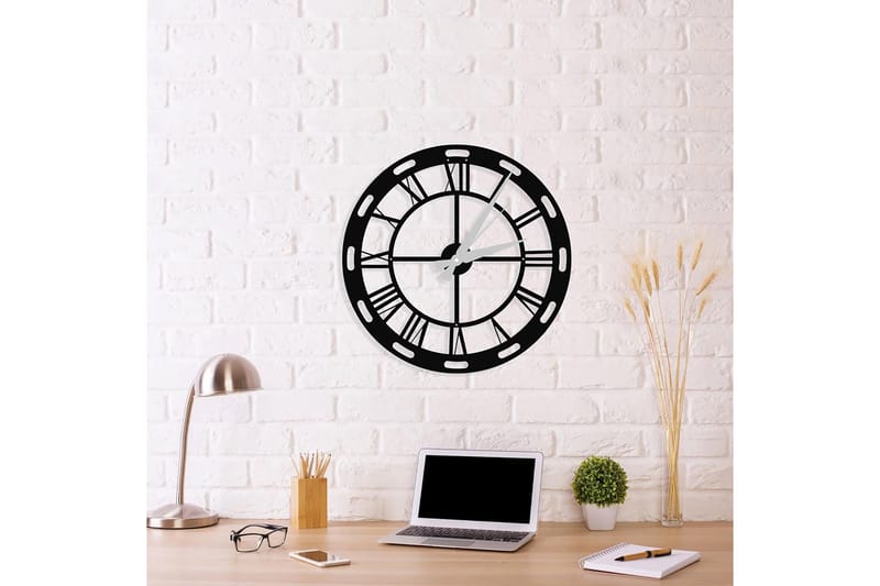 Karaul Veggklokke 48x50 cm - Metall/Svart - Innredning - Veggdekorasjon - Veggklokke