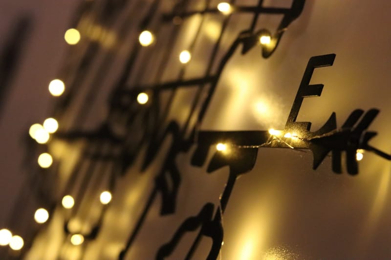 Decorative Metal Wall Accessory 65x95 - Innredning - Veggdekorasjon - Skilt - Metallskilt