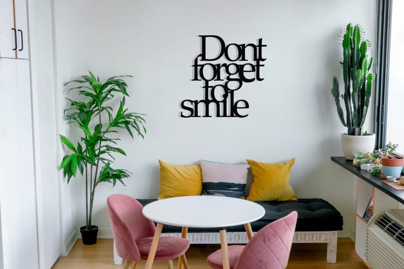 Don't Forget To Smile Veggdekor, Svart