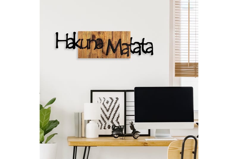 Hakuna Matata 4 Veggdekor - Svart/Lys Valnøtt - Innredning - Veggdekorasjon - Skilt - Metallskilt