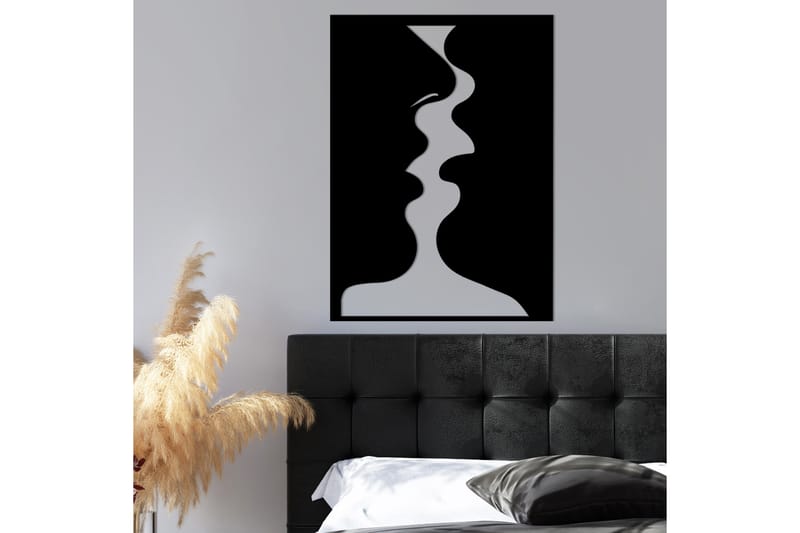 Kissing Moment Veggdekor - Svart - Innredning - Veggdekorasjon - Skilt - Metallskilt