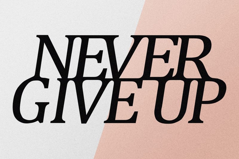 Never Give Up Veggdekor - Svart - Innredning - Veggdekorasjon - Skilt - Metallskilt