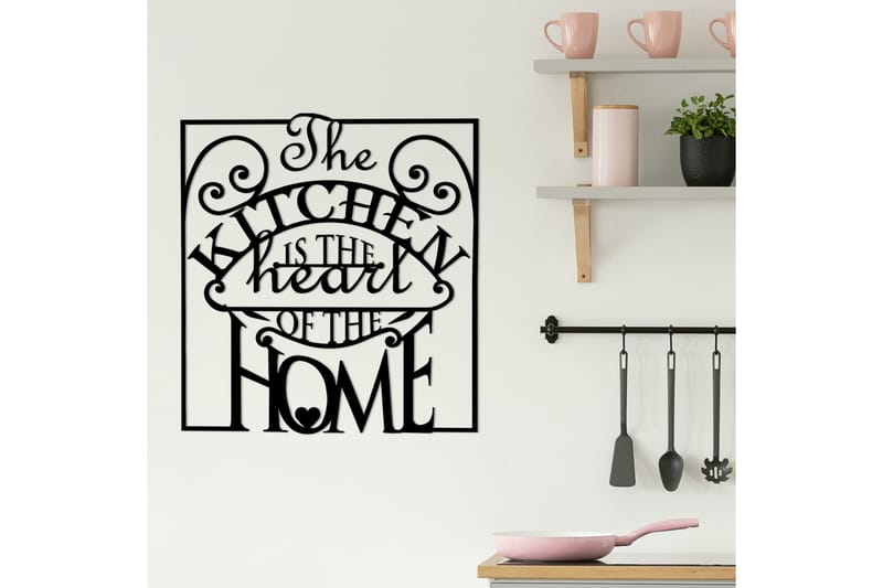 The Kitchen Is The Heart Of The Home Veggdekor - Svart - Innredning - Veggdekorasjon - Skilt - Metallskilt