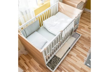 Evolve Sprinkelseng 70x140 cm Tre/Natur - Ek - Møbler - Barnemøbler - Barneseng & Juniorseng - Sprinkelseng