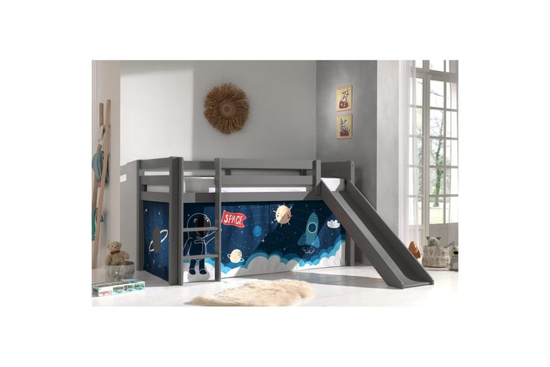 Høyseng med gardin og sklie Pino Grå, Romferge - Grå, Romferge - Møbler - Barnemøbler - Barneseng & Juniorseng - Loftseng barn