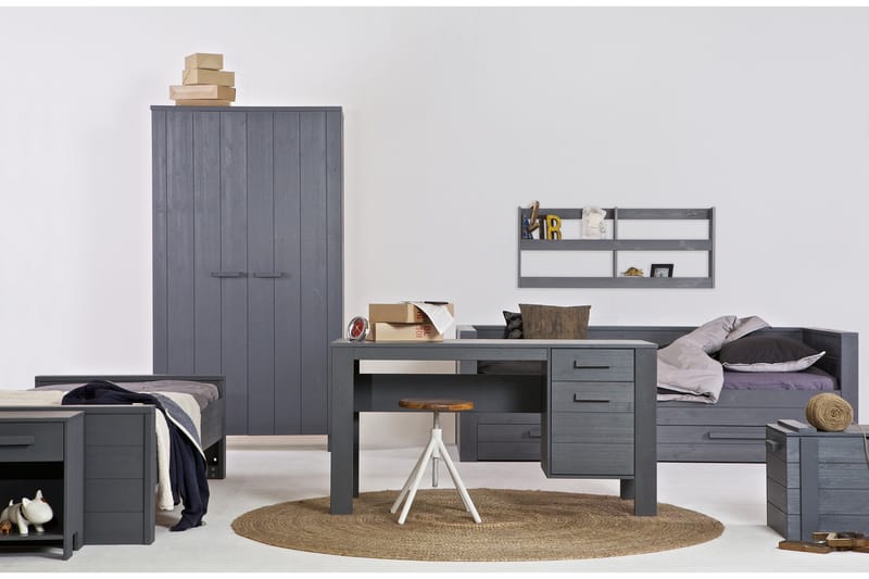Tenney Garderobe 111 cm - Stålgrå Furu - Møbler - Barnemøbler - Oppbevaring barnerom - Garderobeskap barn