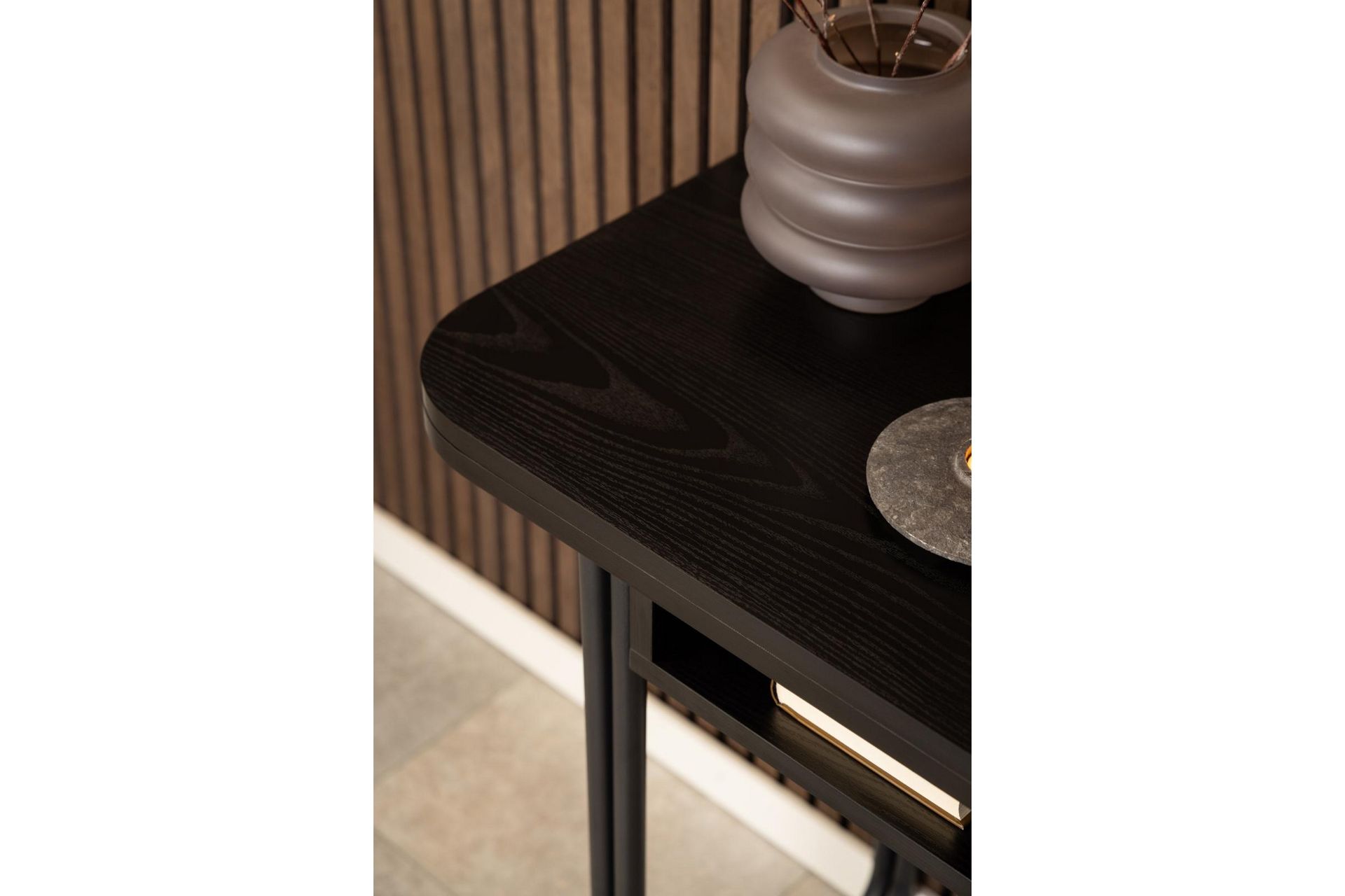 Alborga Spisebord 140 cm Rektangulært - Svart - Møbler - Bord - Spisebord & kjøkkenbord