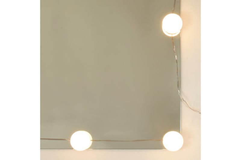 beBasic Sminkebordsett med LED brun eik konstruert tre - Brun - Sminkebord & toalettbord