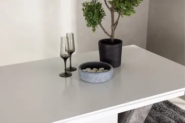 Disa Uttrekkbart Rektangulært Spisebord 120–160 cm med Betonglook - Hvit - Møbler - Bord - Spisebord & kjøkkenbord