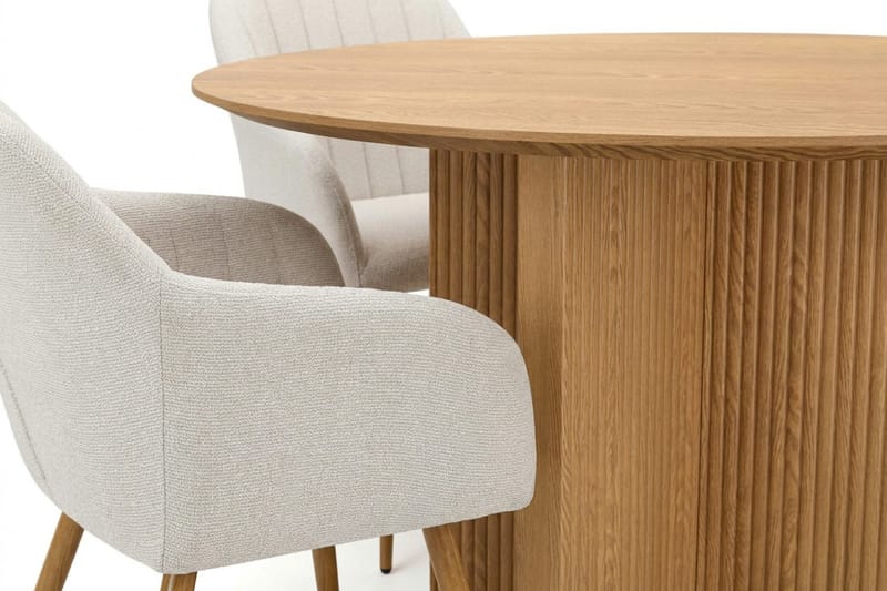 Edda spisegruppe rund 110 cm eik med 4 Filippa spisestoler - Eik - Møbler - Bord - Spisegrupper