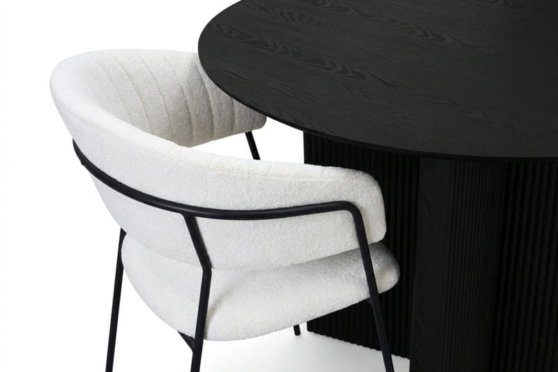 Edda spisegruppe rund 110 cm svart med 4 Karol spisestoler - Svart - Møbler - Bord - Spisegrupper