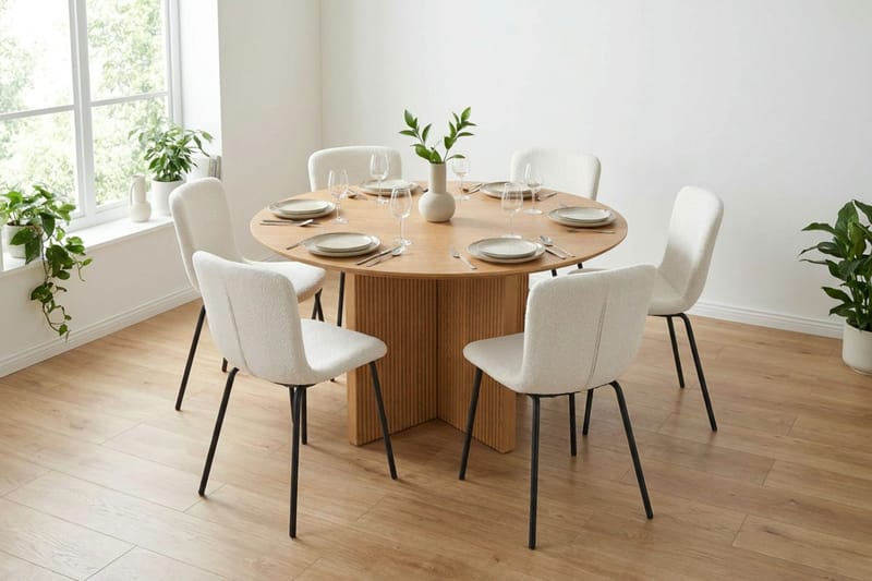 Edda spisegruppe rund 130 cm eik med 6 Katy spisestoler - Eik - Møbler - Bord - Spisegrupper