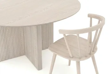 Edda spisegruppe rundt 130 cm hvitlasert med 6 Tyrö spisestoler - Hvitbeiset eik - Møbler - Bord - Spisegrupper
