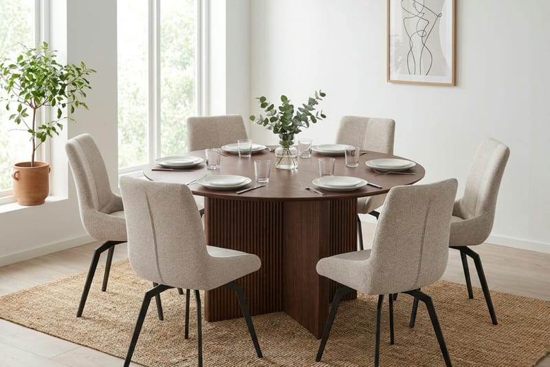 Edda spisegruppe rundt 150 cm valnøtt med 6 Mora spisestoler - Møbler - Bord - Spisegrupper