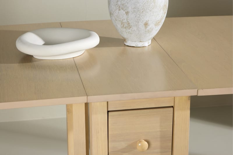 Edward klaffbord 150x80 cm - hvitvasket / - Møbler - Bord - Spisebord & kjøkkenbord