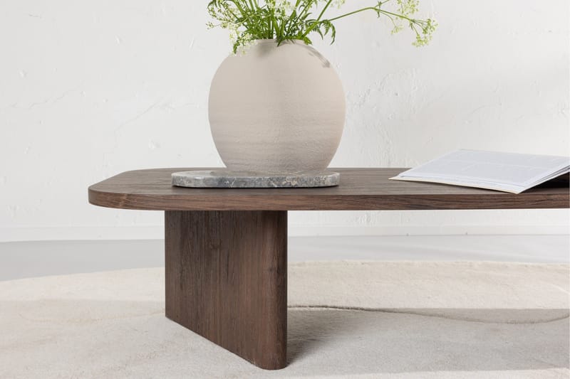Grönvik ovalt sofabord 130 × 65 cm - Mørkebrun/valnøtt/tre - Møbler - Bord - Sofabord