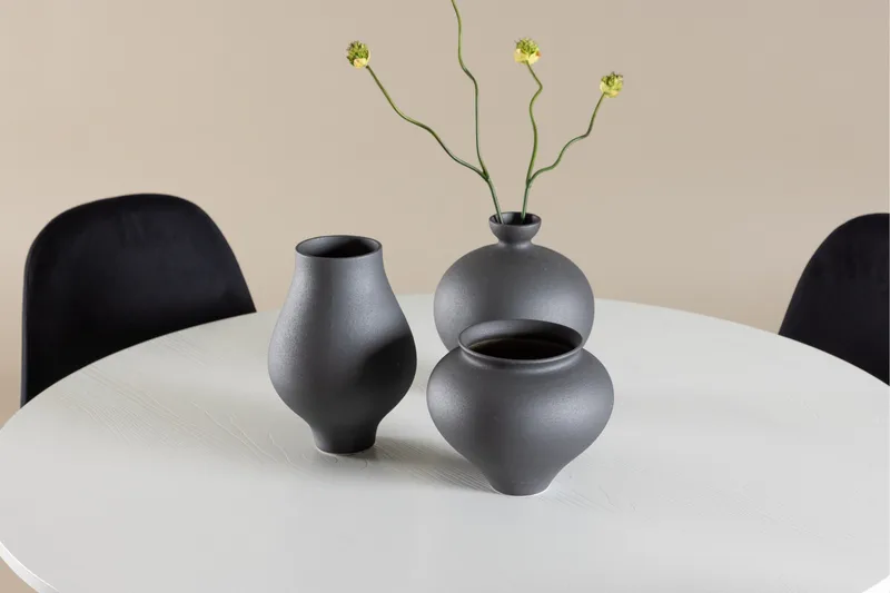 Härön Spisegruppe 110 cm Rund med 4 Polar stoler - Hvid/Sort - Møbler - Bord - Spisegrupper