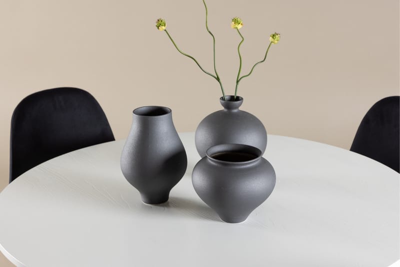 Härön Spisegruppe 110 cm Rund med 4 Polar stoler - Hvid/Sort - Møbler - Bord - Spisegrupper