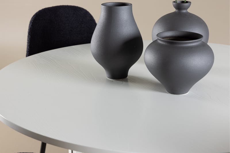 Härön Spisegruppe 110 cm Rund med 4 Polar stoler - Hvid/Sort - Møbler - Bord - Spisegrupper