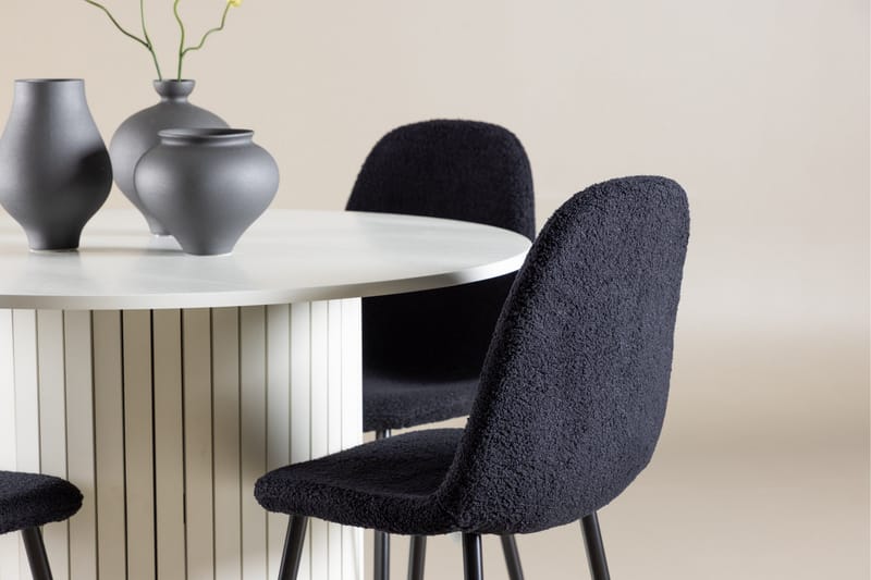 Härön Spisegruppe 110 cm Rund med 4 Polar stoler - Hvid/Sort - Møbler - Bord - Spisegrupper