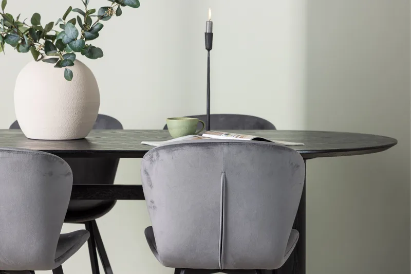 Isolde Spisegruppe 180 cm Oval med 4 Lilja Stoler - Sort - Møbler - Bord - Spisegrupper