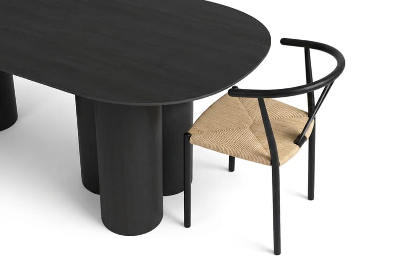 Juno spisegruppe rektangulær 220 cm svart med 6 Elysia spisestoler - Svartbeiset eik - Møbler - Bord - Spisegrupper