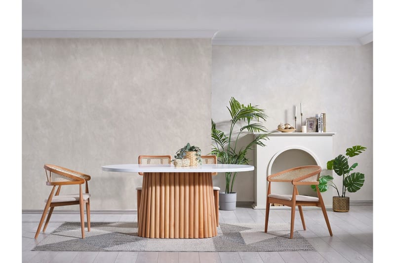 Karamea Spisebord 170 cm Oval - Hvit/Natur - Møbler - Bord - Spisebord & kjøkkenbord