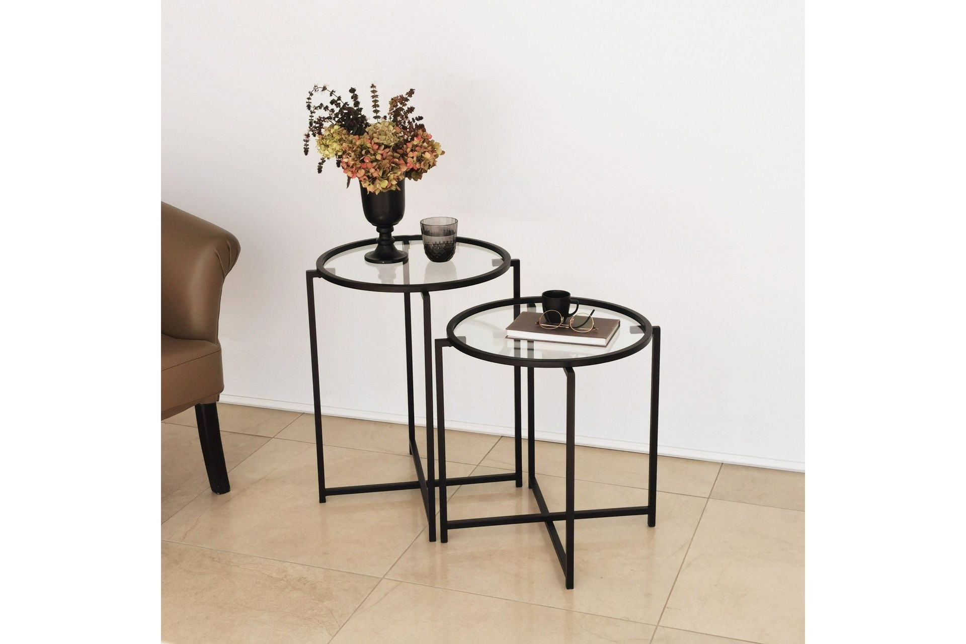 Akeno Sidebord 60x50 cm Svart - Hanah Home