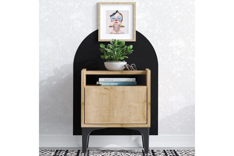 Alitha Nattbord 40 cm - Svart/Mellomfarget tre - Møbler - Bord - Avlastningsbord - Sengebord & nattbord