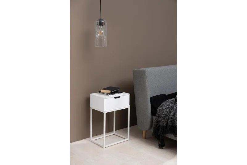 Azelia Nattbord 30 cm - Hvit - Møbler - Bord - Avlastningsbord - Sengebord & nattbord