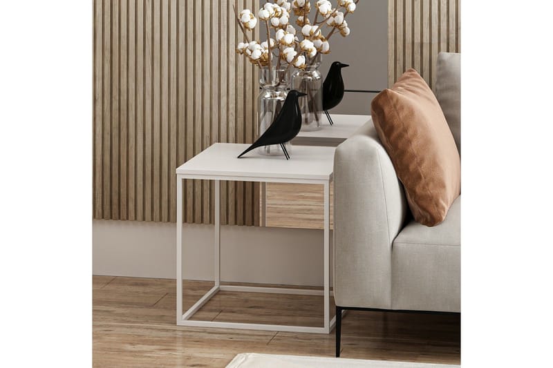 Basak Sidebord 52 cm - Hvit - Møbler - Bord - Avlastningsbord - Lampebord & sidebord