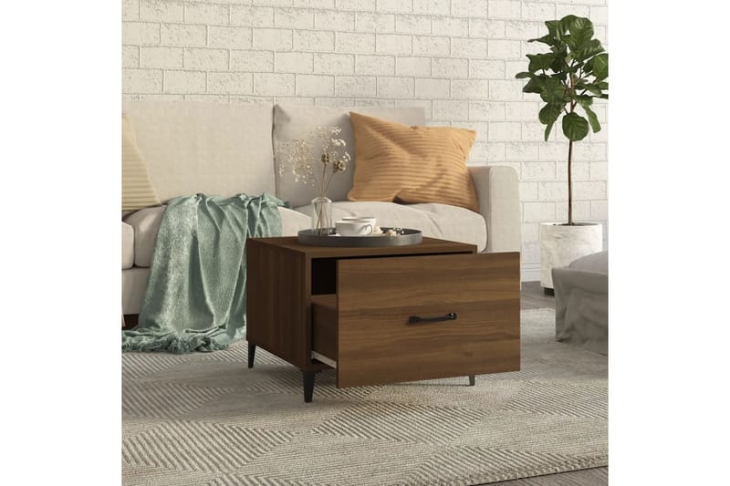 beBasic Salongbord med metallben 2 stk brun eik 50x50x40 cm - Brun - Møbler - Bord - Avlastningsbord - Lampebord & sidebord