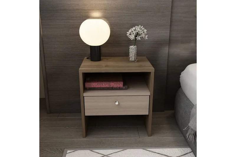 Berriaren Nattbord 45 cm - Valnøtt - Møbler - Bord - Avlastningsbord - Sengebord & nattbord