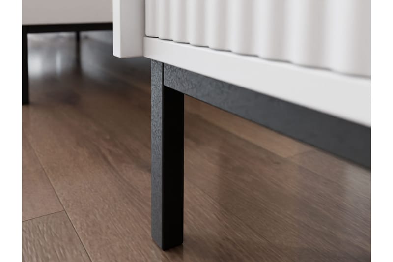 Bjurholm Nattbord 45 cm - Beige - Møbler - Bord - Avlastningsbord - Sengebord & nattbord