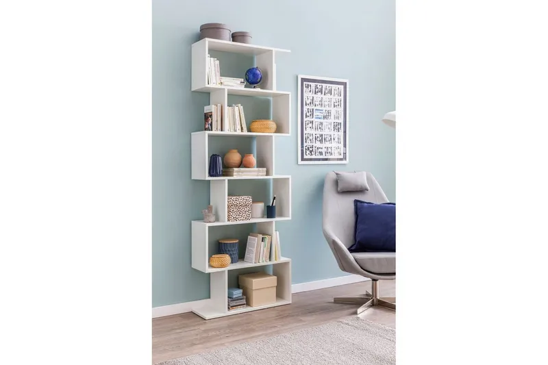 Bokhylle Wohnling Elegant med 6 forskjøvede oppbevaringshyller - Oppbevaring - Hyller - Bokhylle