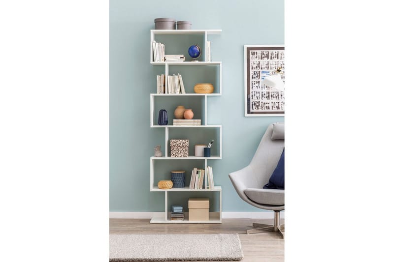 Bokhylle Wohnling Elegant med 6 forskjøvede oppbevaringshyller - Oppbevaring - Hyller - Bokhylle