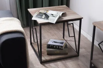 Forres Avlastningsbord 56 cm - Tre / Natur - Møbler - Bord - Avlastningsbord - Brettbord og småbord