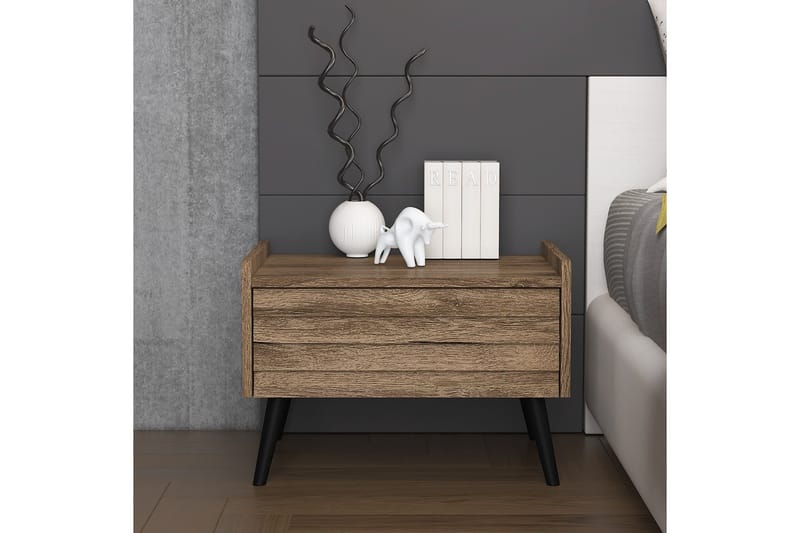 Elspet Nattbord 60 cm - Valnøtt - Møbler - Bord - Avlastningsbord - Sengebord & nattbord