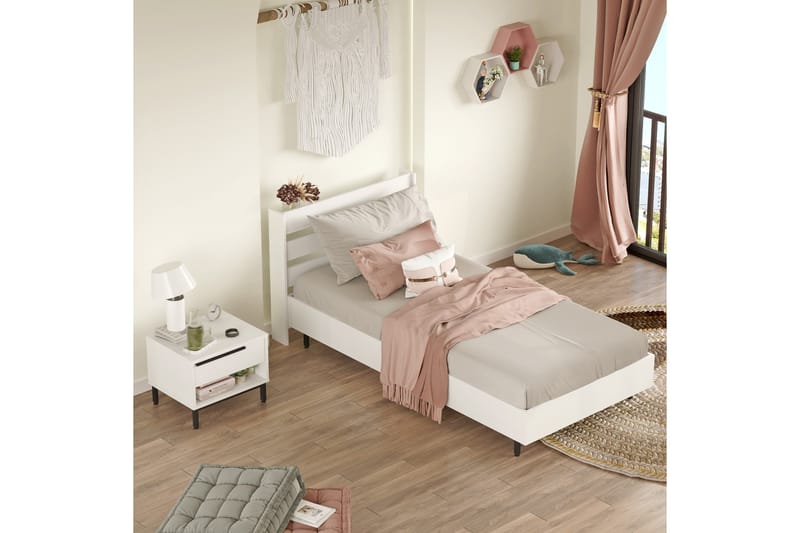 Erhan Nattbord 205,6 cm - Hvit - Møbler - Bord - Avlastningsbord - Sengebord & nattbord