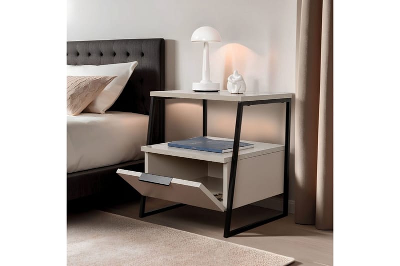 Kavilash nattbord 45 cm - Sand - Møbler - Bord - Avlastningsbord - Sengebord & nattbord