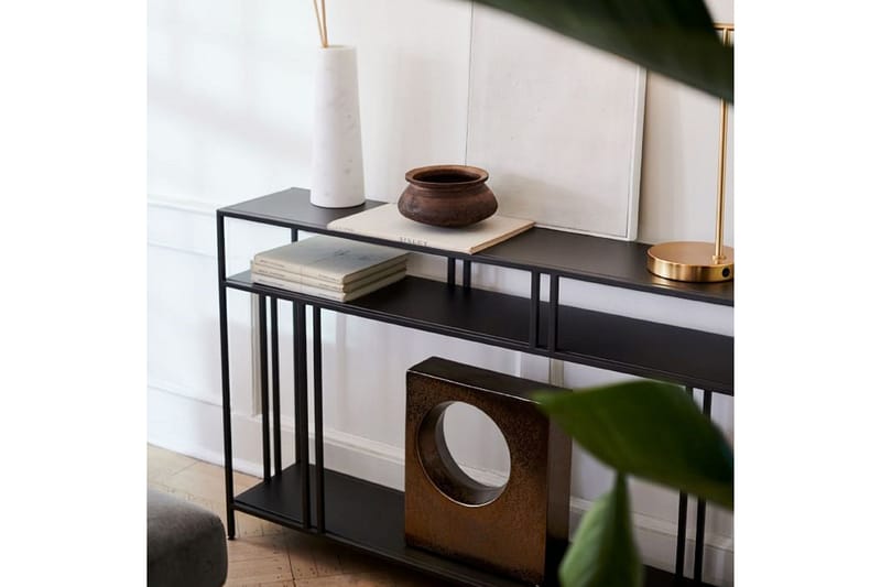 Hungirr Skjenk 110 cm - Svart - Møbler - Bord - Avlastningsbord - Konsollbord