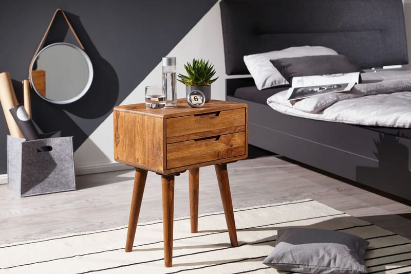 Eshott Nattbord 47 cm - Brun - Møbler - Bord - Avlastningsbord - Lampebord & sidebord