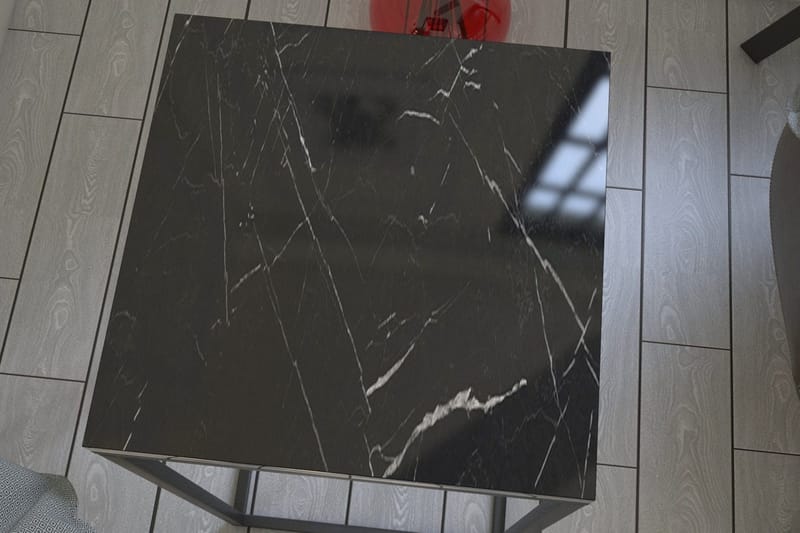 Falan Avlastningsbord 35 cm - Svart/Hvit - Møbler - Bord - Avlastningsbord - Lampebord & sidebord