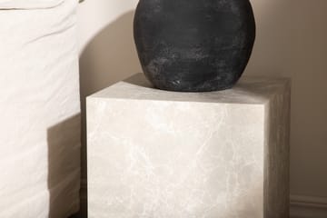 York High Travertin Sidebord 40x40x45 cm - Beige - Møbler - Bord - Avlastningsbord - Lampebord & sidebord